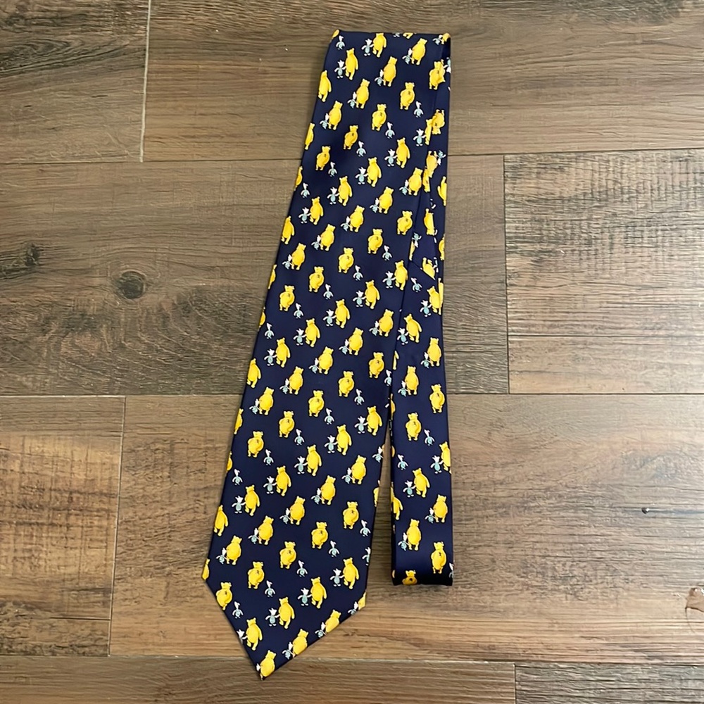 Disney Classic Winnie the Pooh & Piglet navy tie